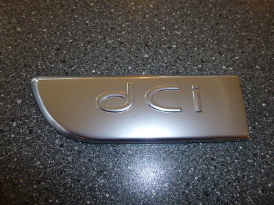 Megane 2 Scenic 2 Sol Kapı Bandı Ucu Çıta dCi Yazısı Krom Monogram 3350 8200717150 Pleksan