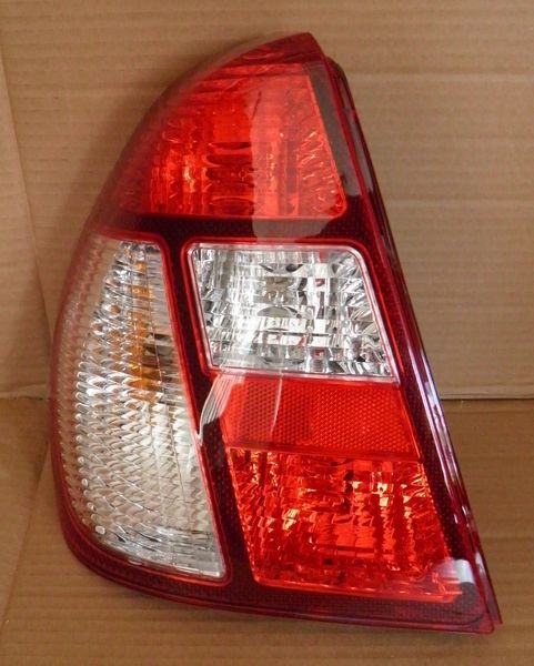 Clio 2 Symbol Sol Arka Stop Lambası Duysuz 2003 - 2008 3555 8200403981 8200394731 Pleksan