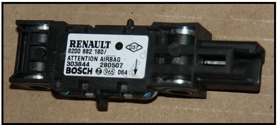 YAN AIRBAG SENSÖRÜ 8200682180 CLIO-II