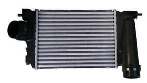 Qashqai 2 J11 Megane 4 Scenic 4 Turbo Radyatörü İntercooler 1.2 TCe 144614EJ0A 144614ED0A Kale