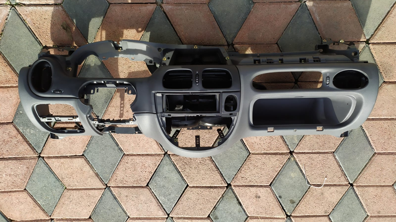 ON GOGUS (TORPIDO ALT PARCA) MEGANE I