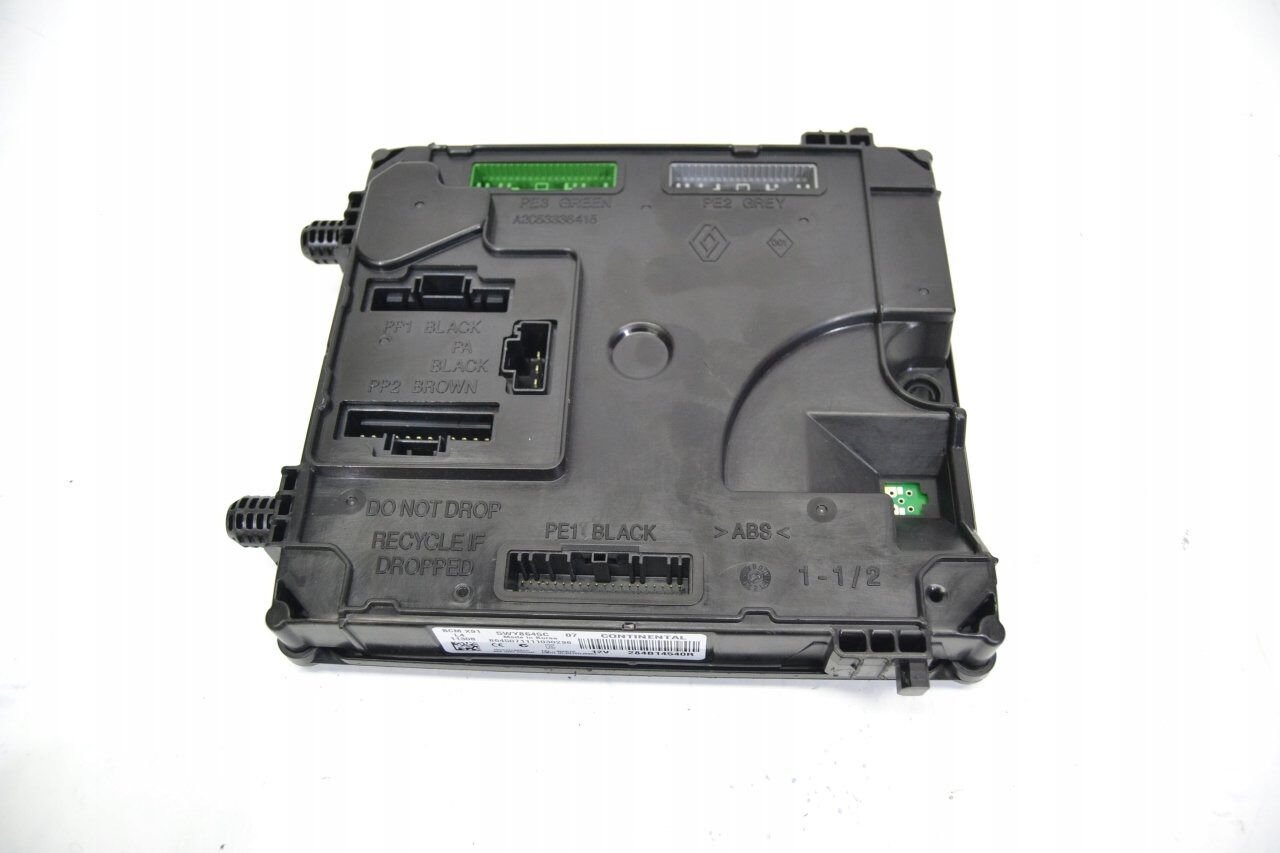 Laguna 3 Araç İç Kumanda Ünite Beyni UCH Beyni 2007 2015 284B14540R 284B11401R Renault Orijinal