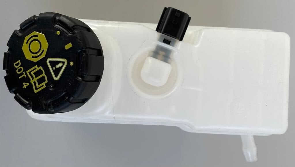 Megane 4 - Talisman Fren Hidrolik Deposu Kapaklı 460915829R