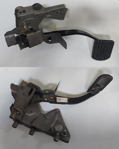 Clio 4 Otomatik Vites Fren Pedalı Komple 465011442R Renault Orijinal