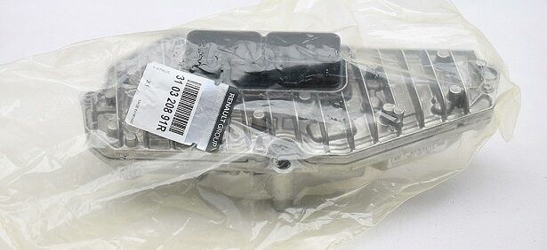 Clio 4 IV Captur 1 I Otomatik Vites EDC Beyni 310320891R Renault Mais