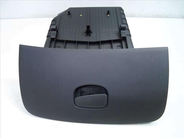 Clio 4 Torpido Alt Kapak 681087227R Renault Orijinal