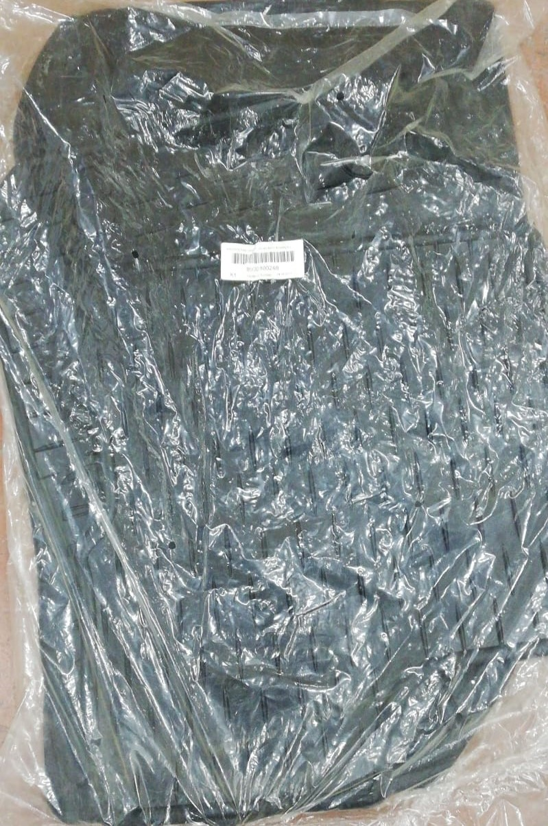 Paspas Kaucuk Logan Mcv