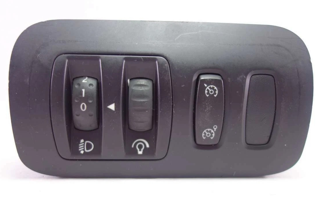 Torpido Sol Kapak Megane Ii