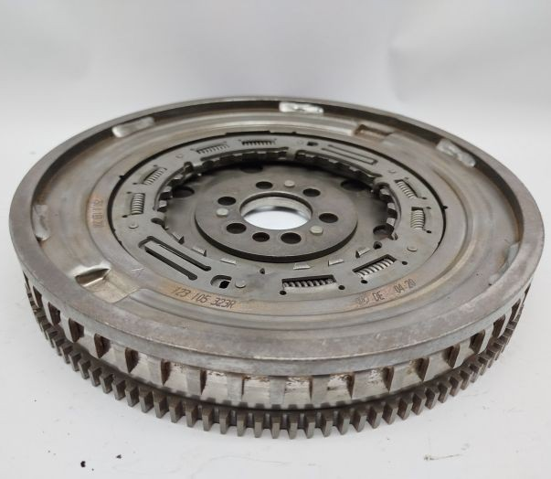 Clio 4 Captur 1 Megane 4 Kadjar Debriyaj Volantı Volan 1.2 Tce H5F 123008498R Renault Orjinal