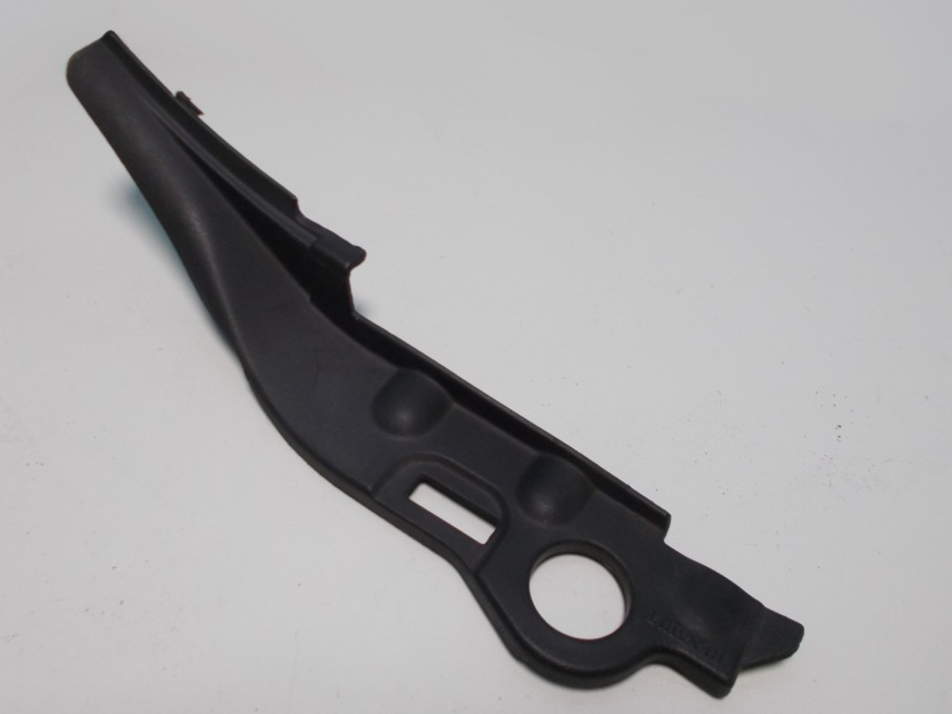 Kangoo 2 Sol Ön Cam Izgara Kulağı 2003 2008 8200225293 Renault Mais