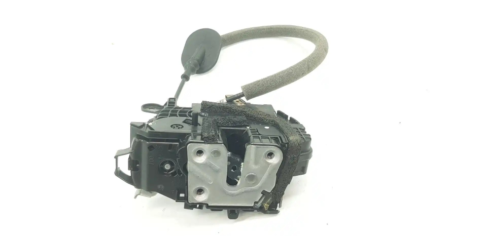 Clio 5  Sağ Arka Kapı Kilidi 2020 > 825007311R Renault Mais