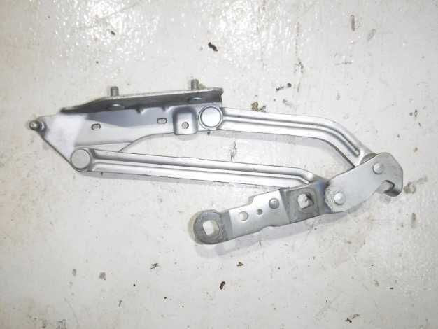 Megane 2 Sol Arka Bagaj Kapak Menteşesi 8200011067 Renault Mais