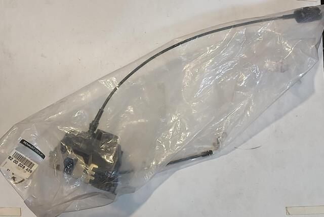 Megane 2 Sağ Arka Kapı Kilidi 8200028429 Renault Mais